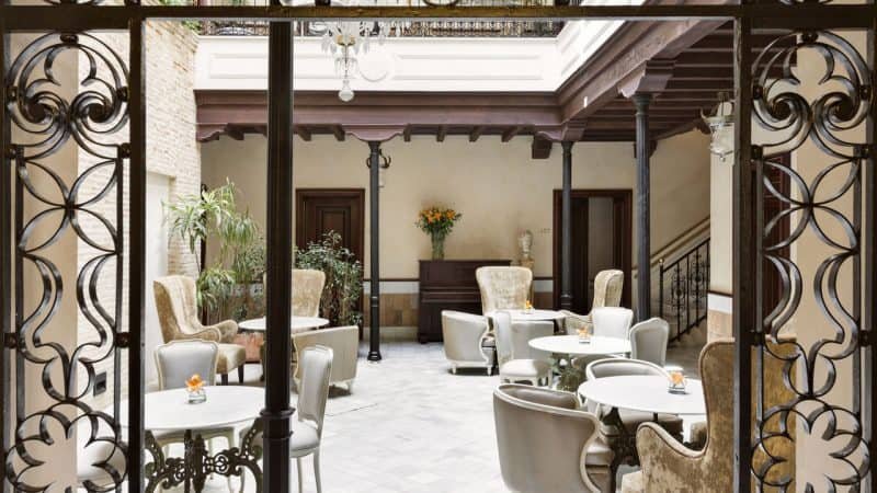 hotel casa 1800 courtyard seville